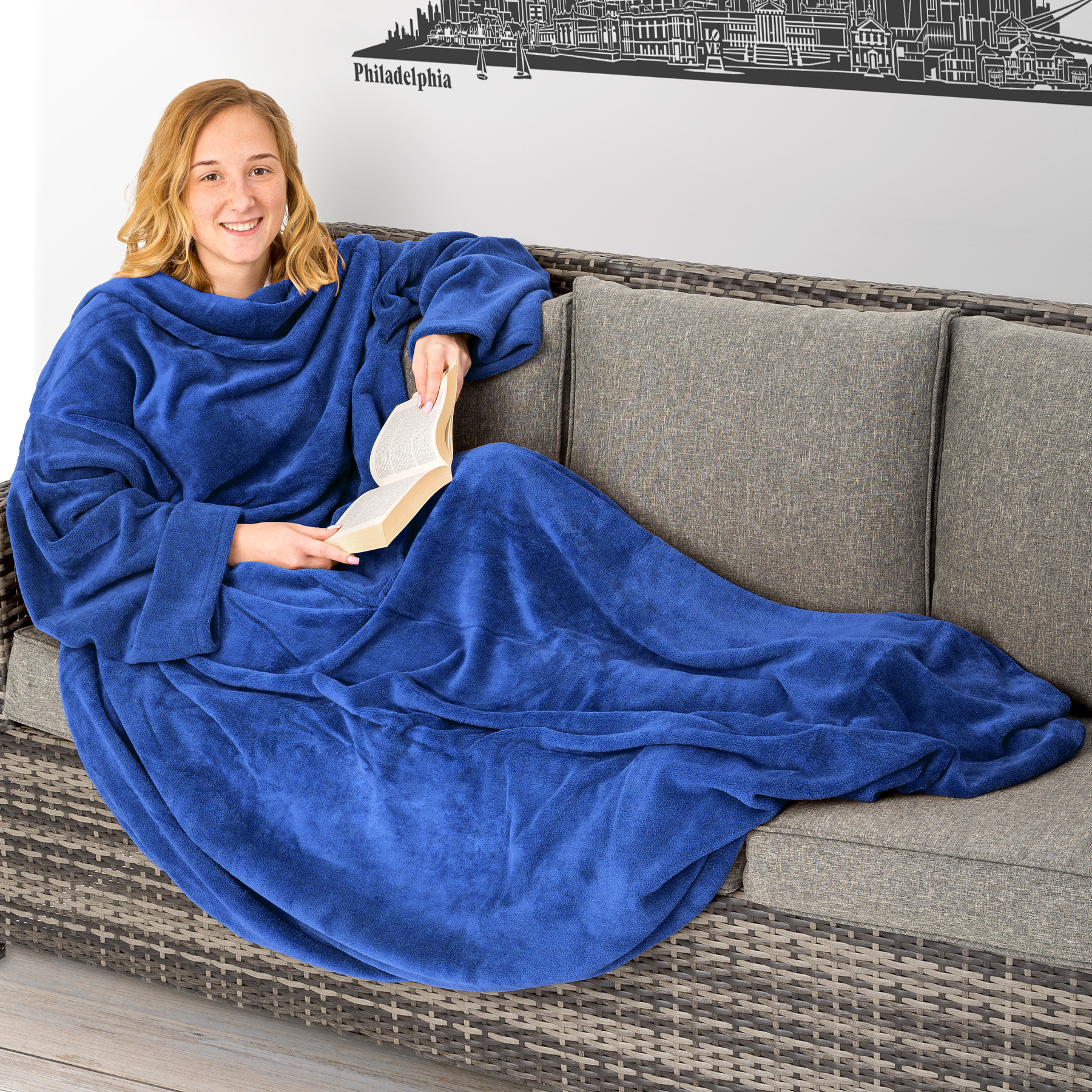 Kanguru Kuscheldecke Mit Ärmeln 210x140cm - Sofadecke Mit Tasche Grau